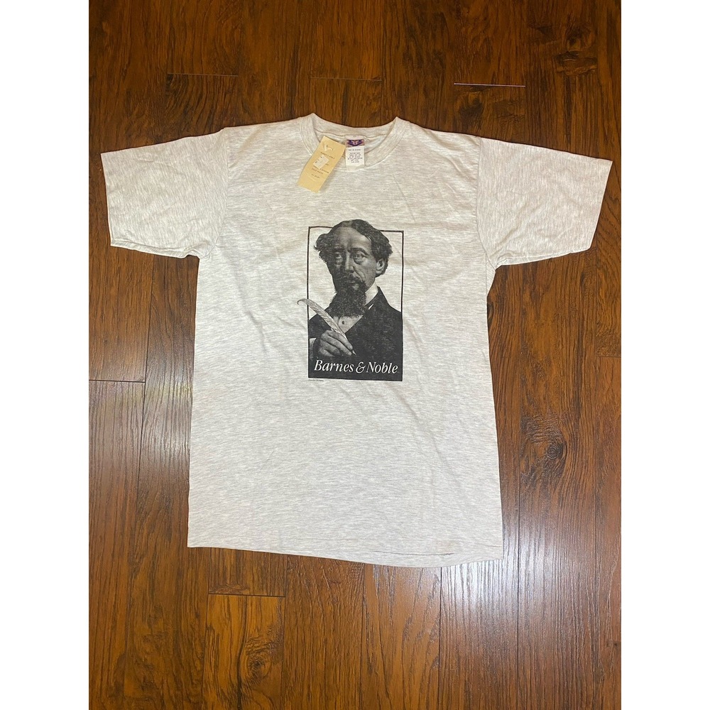 Vtg MV Sport Barnes & Noble Charles Dickens T-Shirt Gray Mens L Single Stitch
